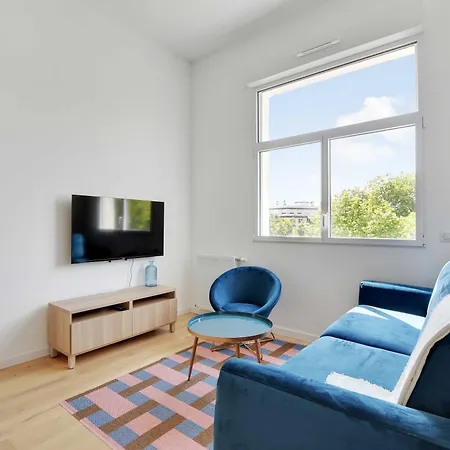 Charming -2br-6p- Apartment *