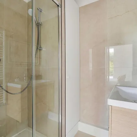 Charming -2br-6p- Apartment Nogent-sur-Marne